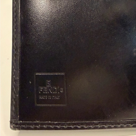 Fendi Black Travel Wallet - Picture 2 of 8